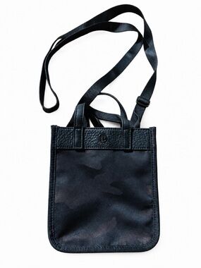 Lululemon Now and Always Crossbody Mini 3L Black Camo Bag